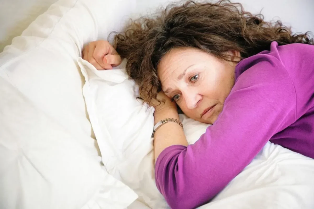Bổ sung nội tiết tố khi mãn kinh: Nên hay không nên?