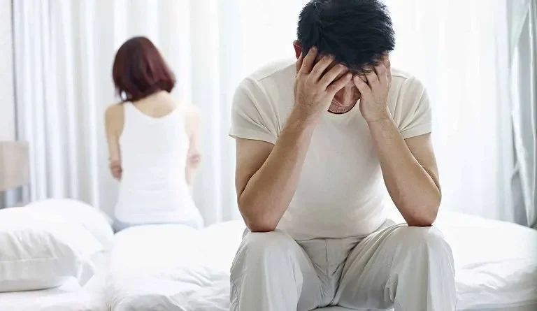 Các triệu chứng khó chịu do thiếu hụt nội tiết tố (tiền mãn kinh, mãn kinh)