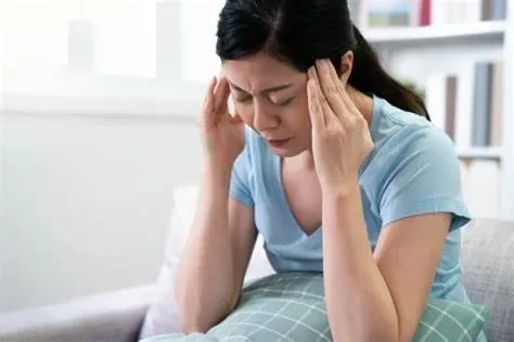 Nguyên nhân, dấu hiệu suy giảm nội tiết tố nữ